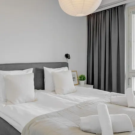 Modern And Stylish 1br With Balcony And View Lägenhet Helsingfors