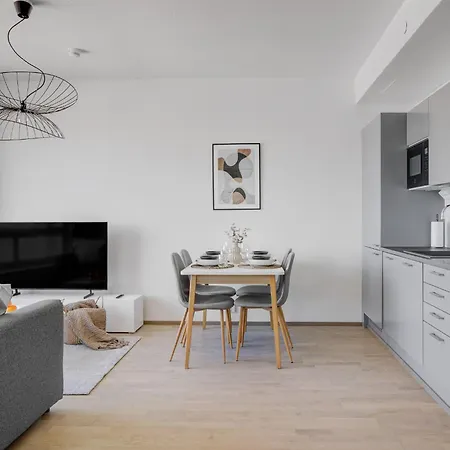 Lägenhet Modern And Stylish 1br With Balcony And View Helsingfors