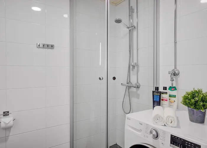 Modern And Stylish 1br With Balcony By Nordic Collection هلسنكي