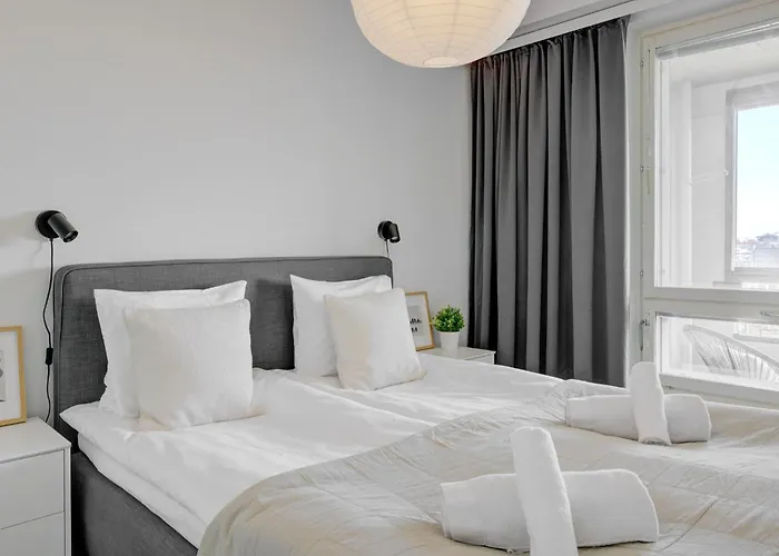 Modern And Stylish 1br With Balcony By Nordic Collection شقة هلسنكي