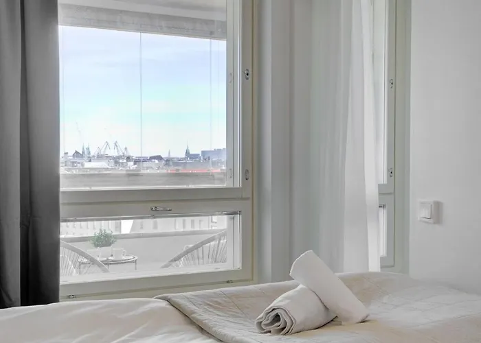 Modern And Stylish 1br With Balcony By Nordic Collection *