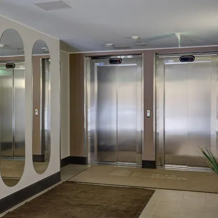 Apartamento Modern And Stylish 1br With Balcony By Nordic Collection Helsínquia